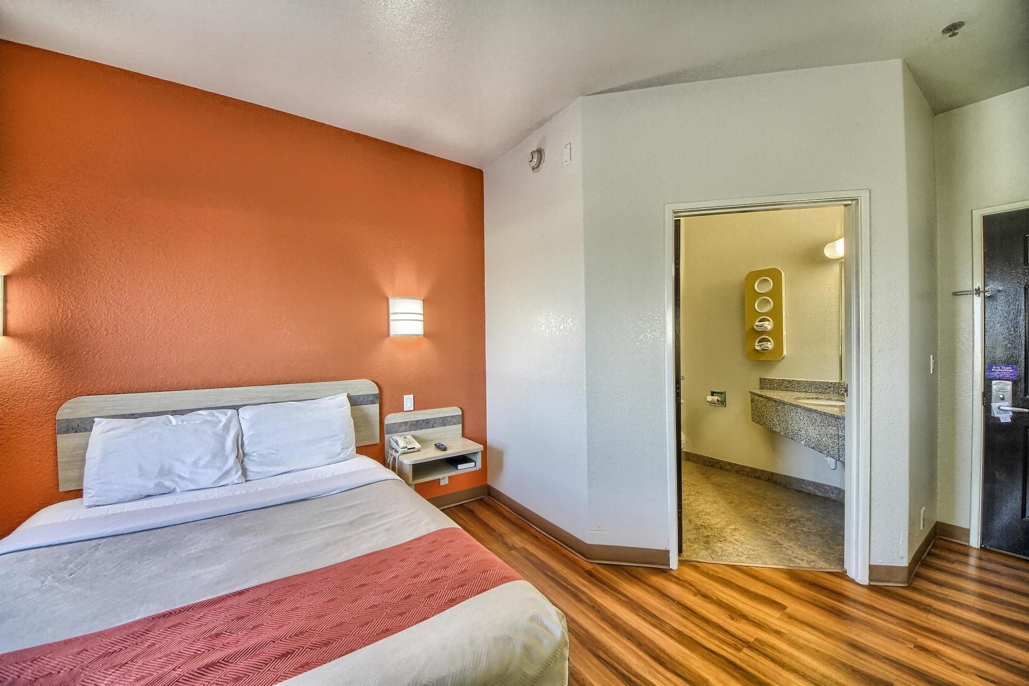 Motel 6-Mission, Tx Εξωτερικό φωτογραφία