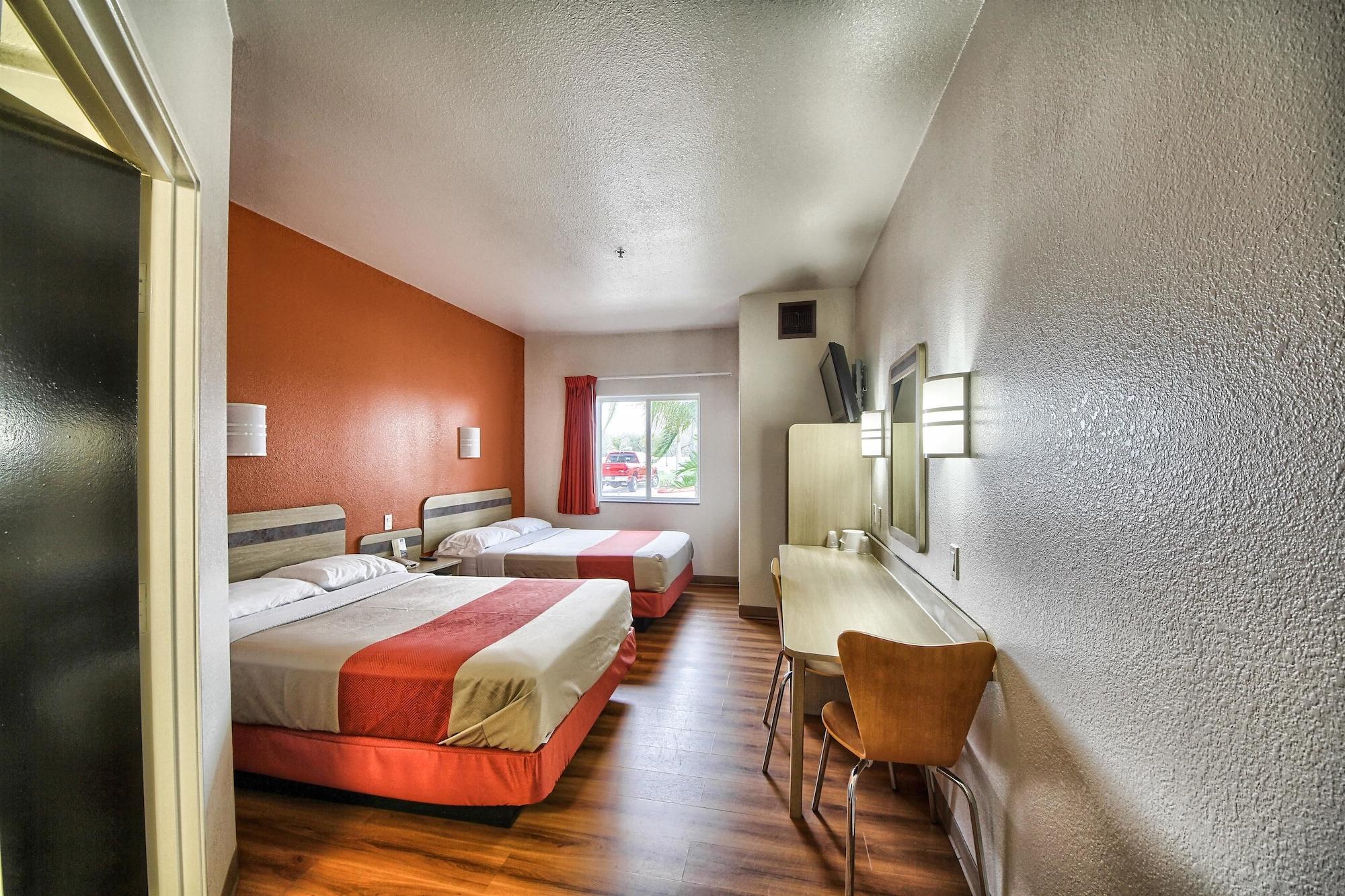 Motel 6-Mission, Tx Εξωτερικό φωτογραφία