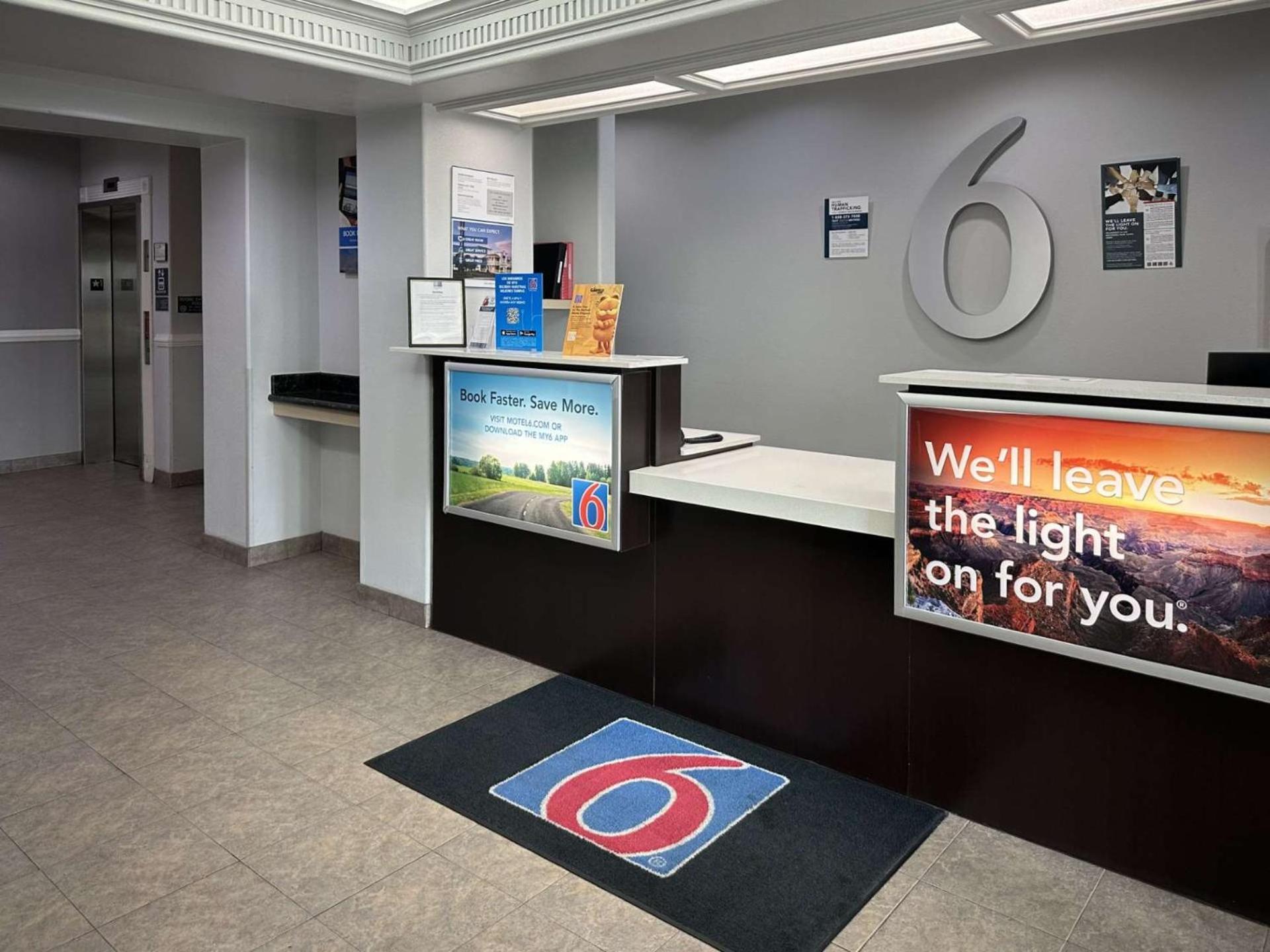 Motel 6-Mission, Tx Εξωτερικό φωτογραφία